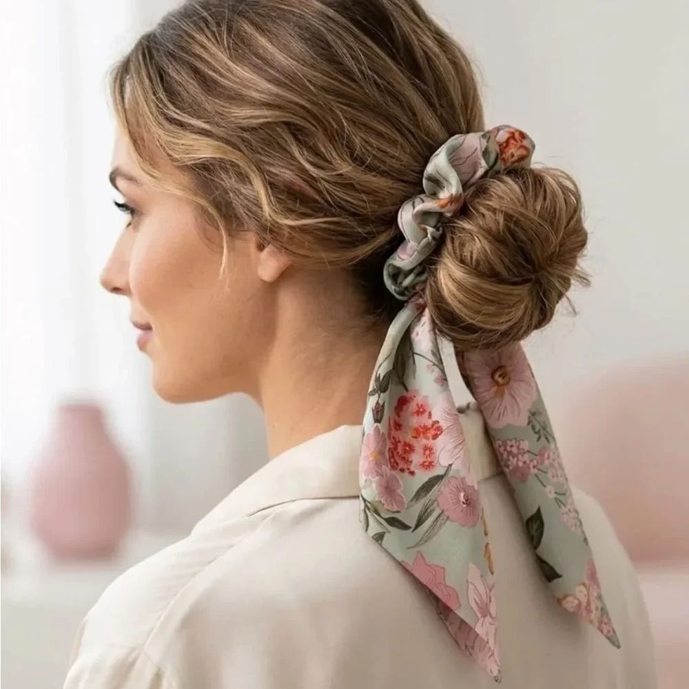 Boho floral scrunchie K71